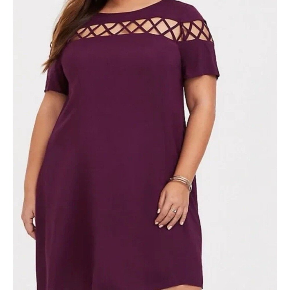 Torrid Dress Purple Challis Lattice Cutout Short Sleeve Trapeze Swing Size 3X